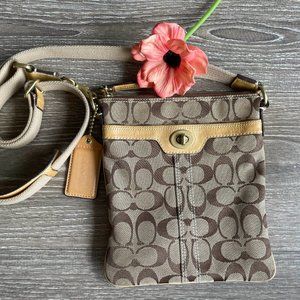COACH 40688 Hampton Brown Signature Crossbody